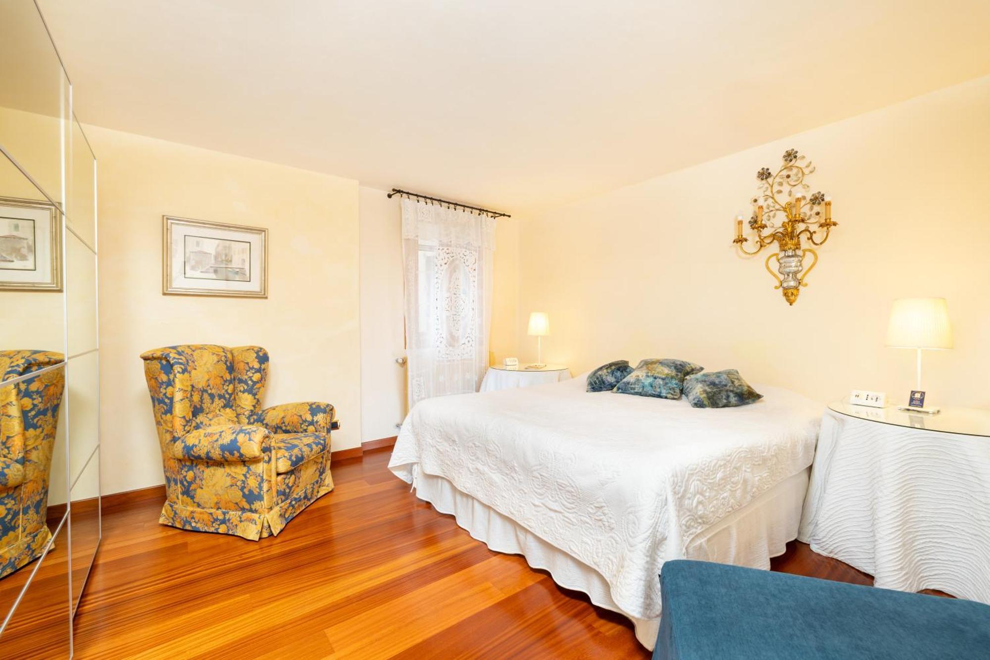 Apartment Heaven San Marco 1 & 2, The Elegant A Stone S Throw From St S Square