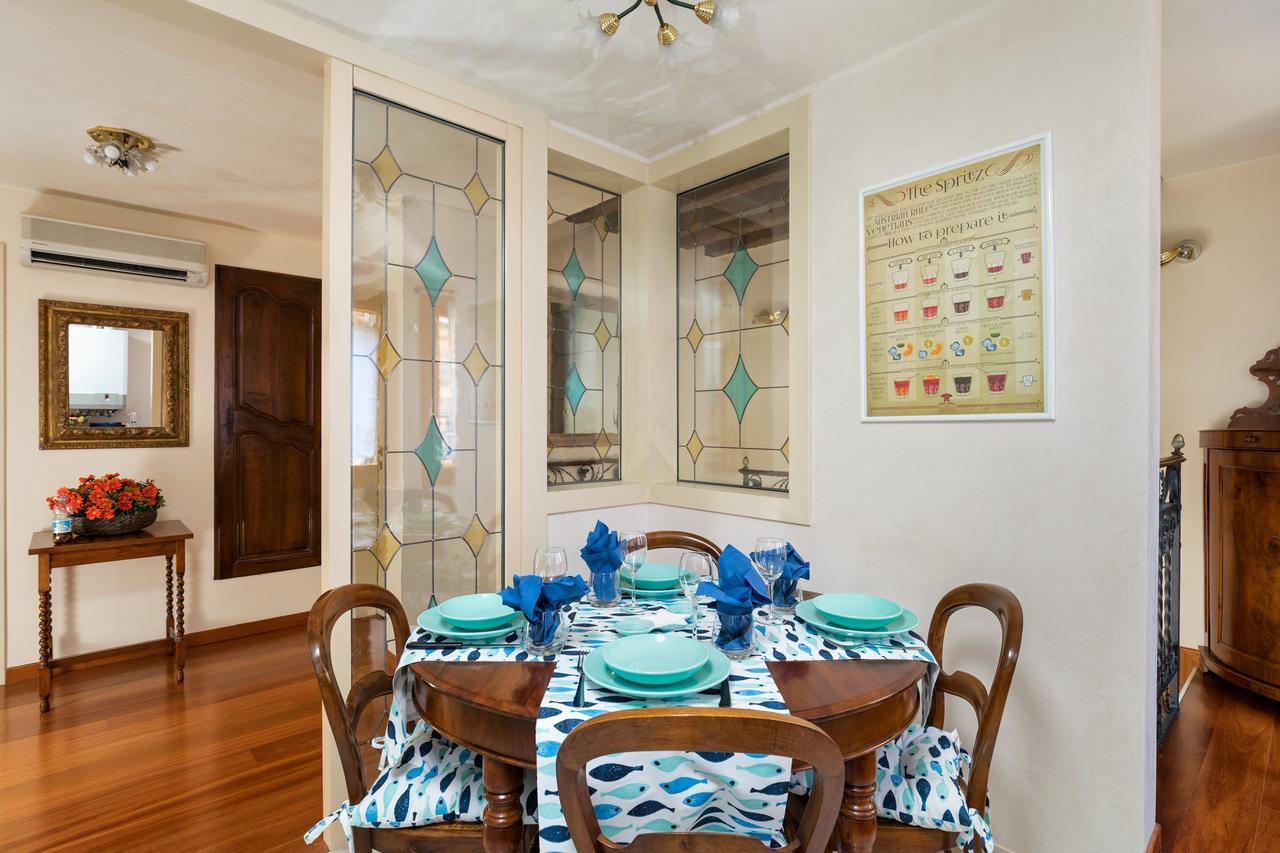 Apartment Heaven San Marco 1 & 2, The Elegant A Stone S Throw From St S Square *